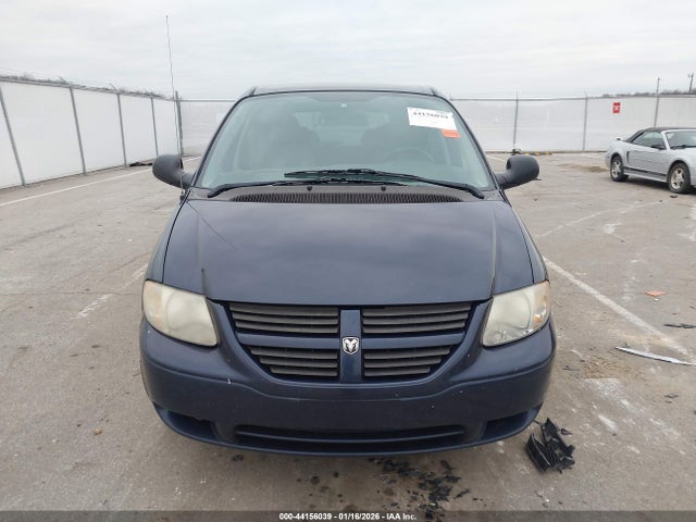 Dodge Caravan Sxt