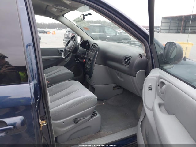 Dodge Caravan Sxt