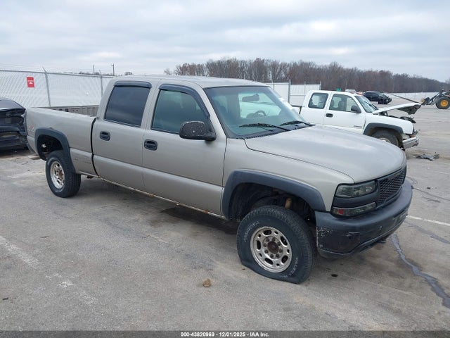 Salvage Chevrolet Silverado 1500 Image