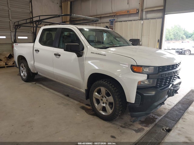 Salvage Chevrolet Silverado 1500 Image