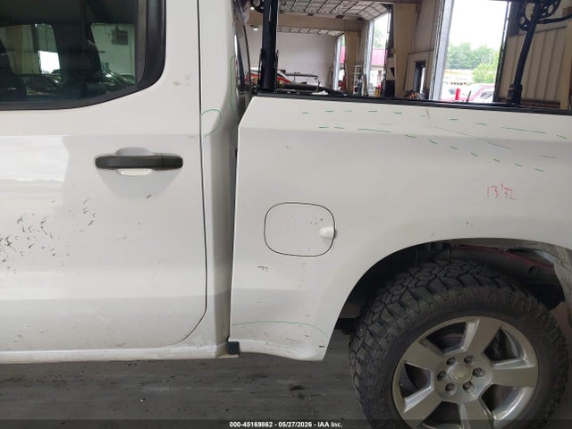 Chevrolet Silverado 1500 4wd  Short Bed Wt