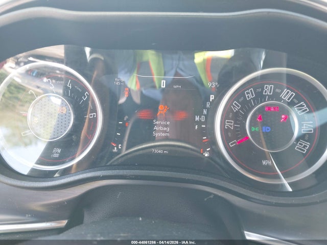 Dodge Challenger Sxt
