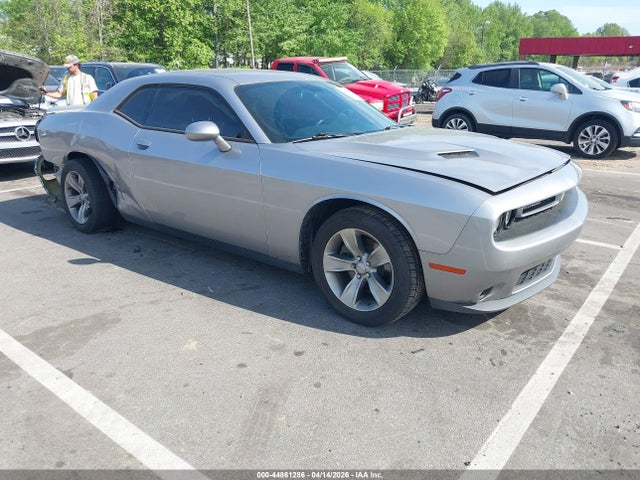 Salvage Dodge Challenger Image
