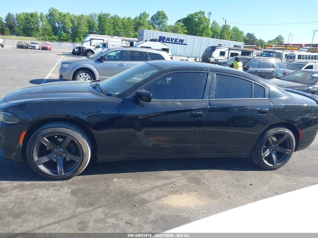 Dodge Charger Sxt Rwd