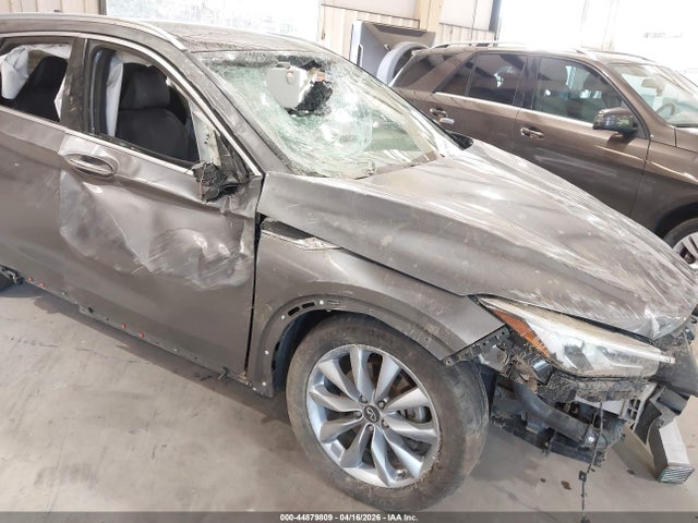 INFINITI Qx Luxe