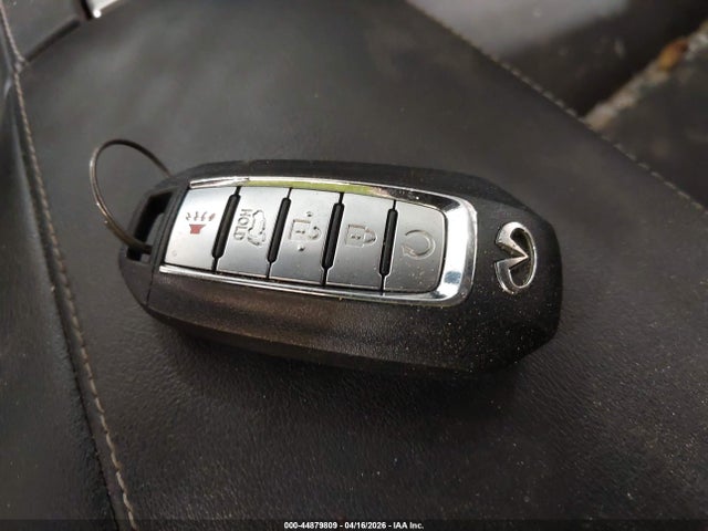 INFINITI Qx Luxe
