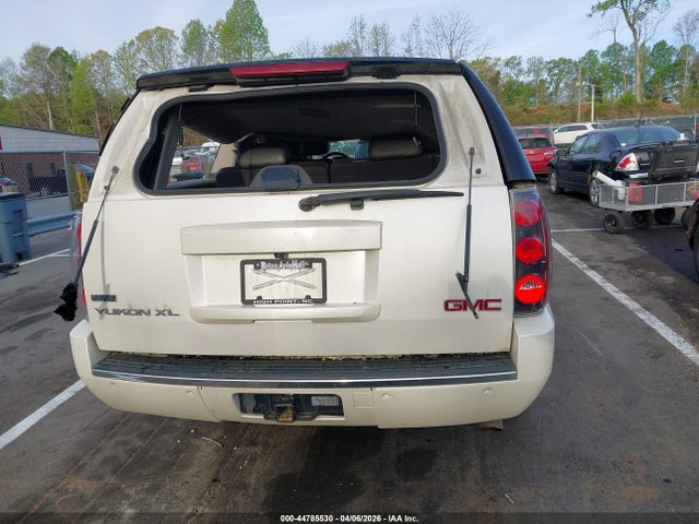 GMC Yukon Denali