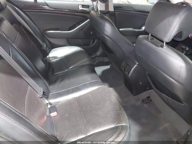 Kia Cadenza Premium