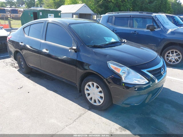 Salvage Nissan Versa Image