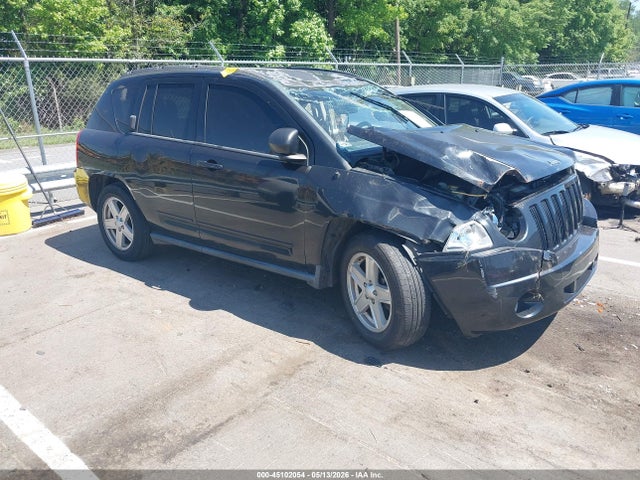Salvage Jeep Compass Image