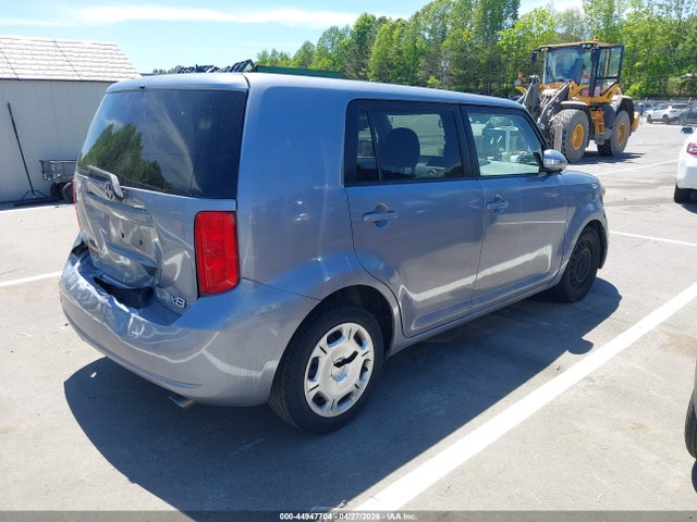 Scion xB