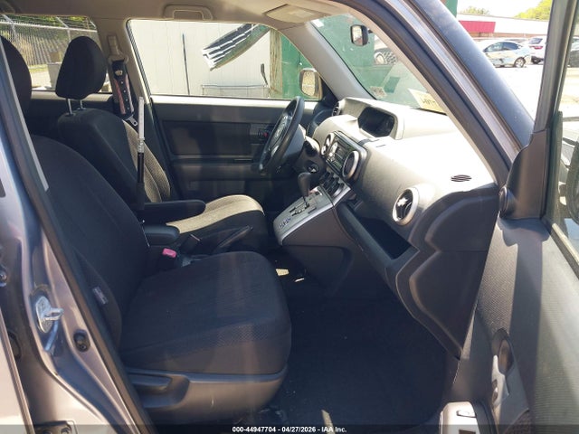 Scion xB