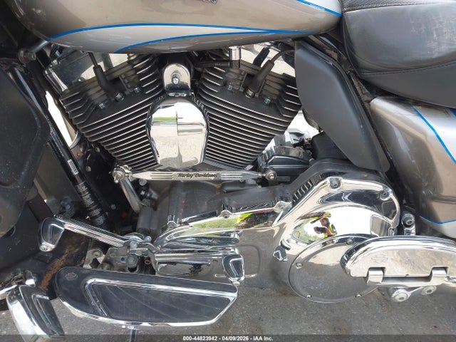 Harley-Davidson Fltruse Cvo Road Glide