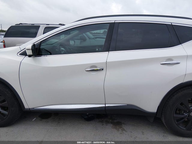 Nissan Murano Sv