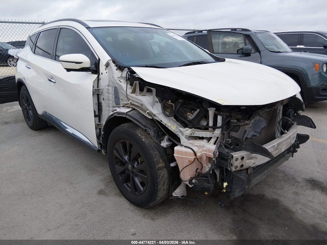Salvage Nissan Murano Image