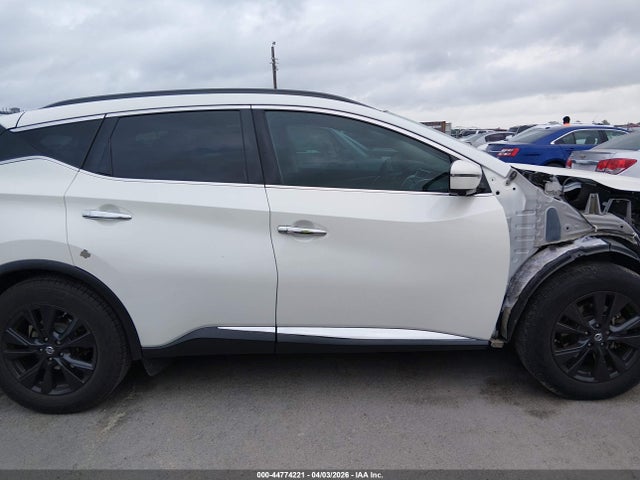 Nissan Murano Sv