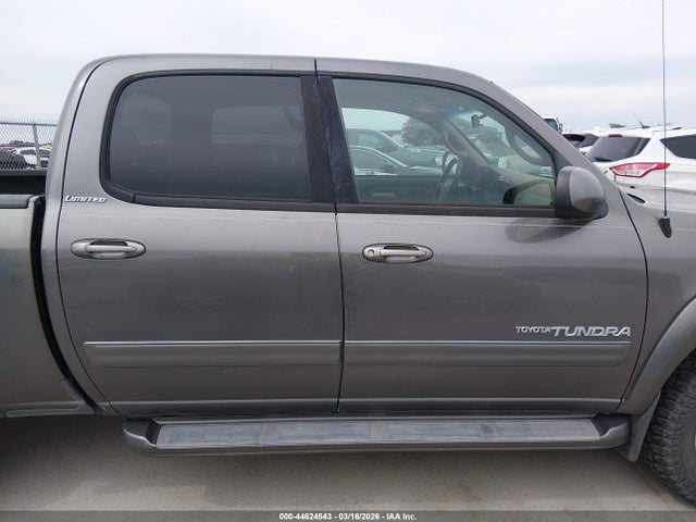 Toyota Tundra Limited V8