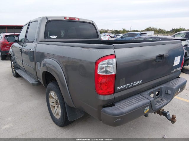 Toyota Tundra Limited V8