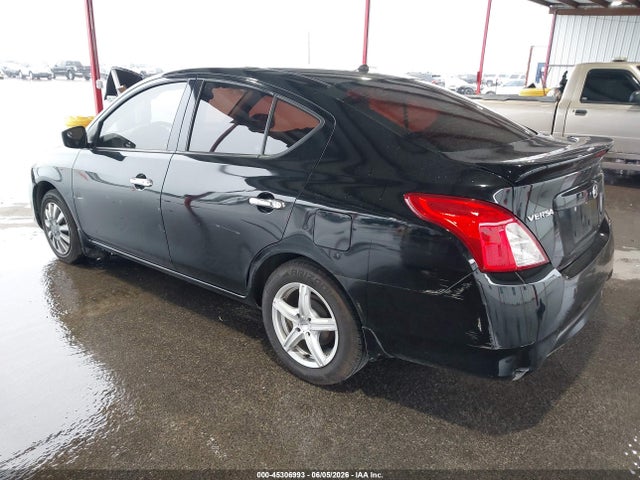 Nissan Versa 1.6 Sv