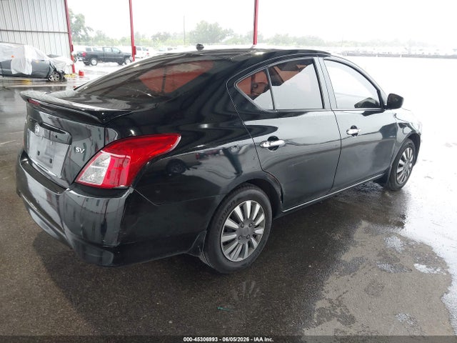Nissan Versa 1.6 Sv