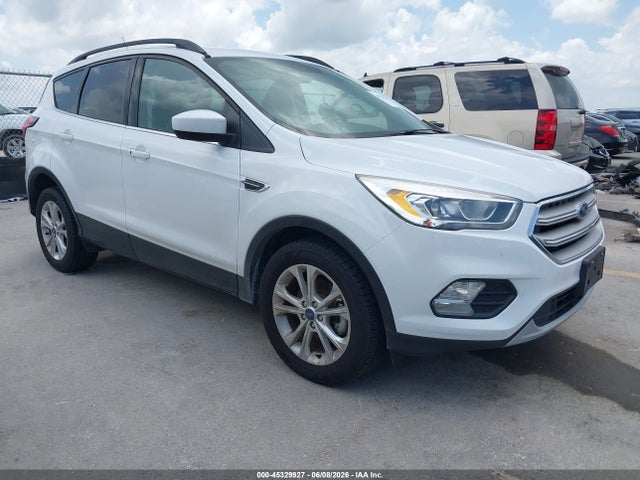 Salvage Ford Escape Image