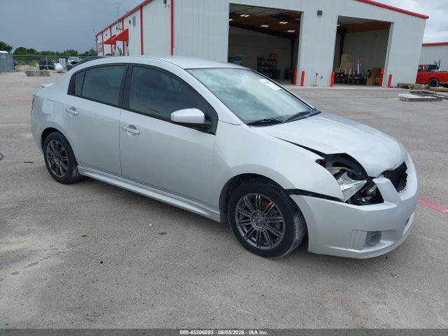 Salvage Nissan Sentra Image