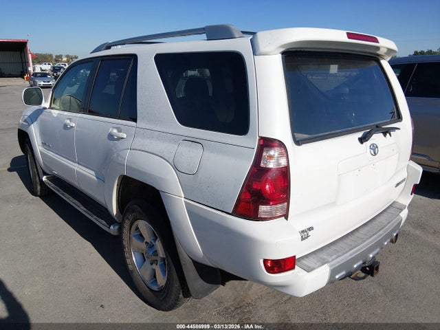 Toyota 4Runner Limited V8