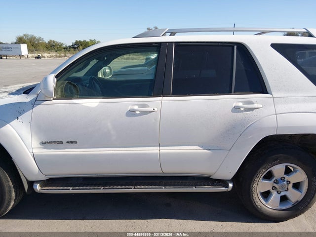 Toyota 4Runner Limited V8