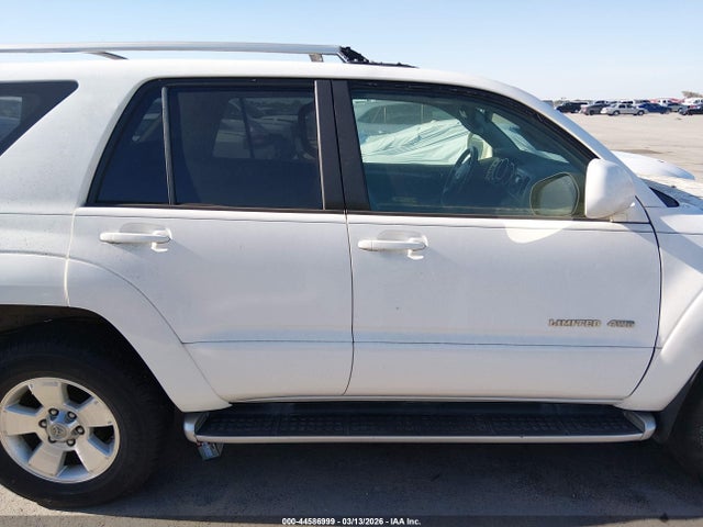 Toyota 4Runner Limited V8