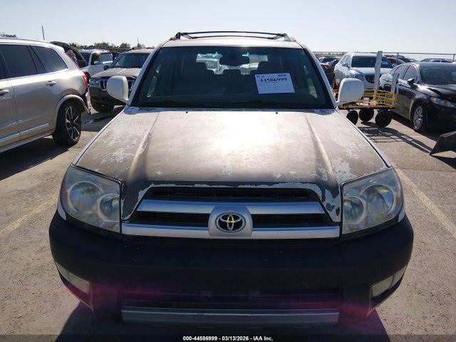 Toyota 4Runner Limited V8