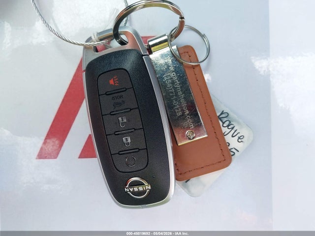 Nissan Rogue Platinum