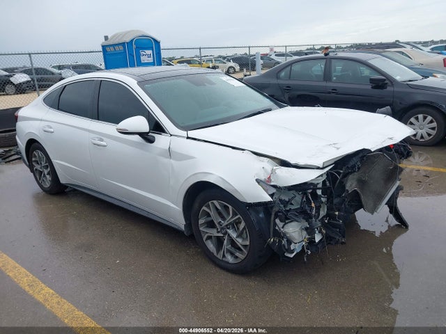 Salvage Hyundai SONATA Image