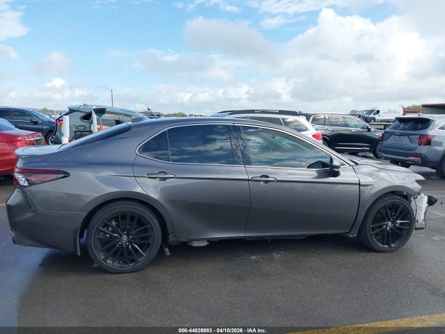 Toyota Camry Xse