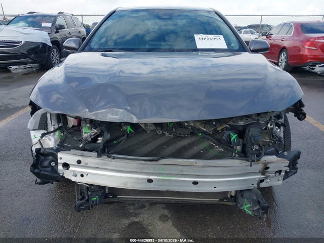 Toyota Camry Xse