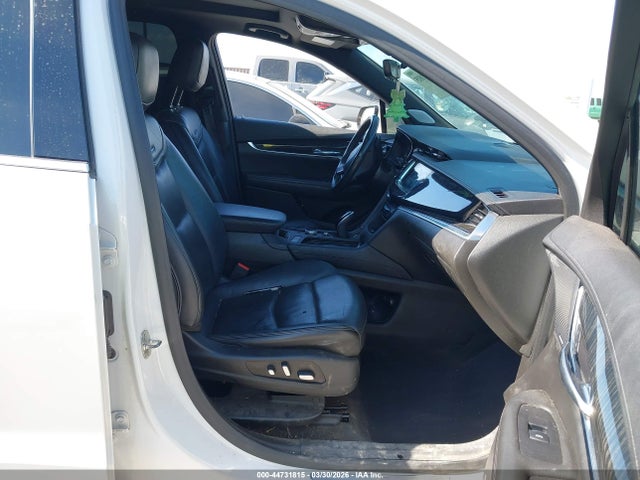 Cadillac XT6 Fwd Premium Luxury