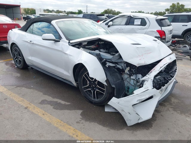 Salvage Ford Mustang Image