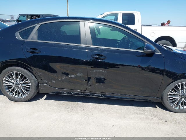 Kia Forte Gt-line