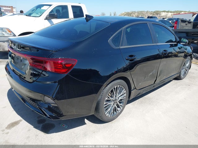 Kia Forte Gt-line