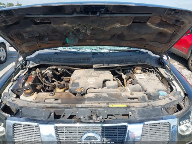 Nissan Titan Se
