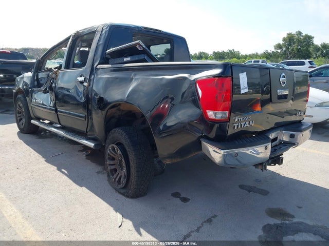Nissan Titan Se