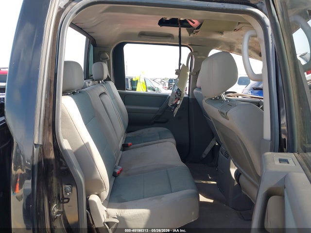 Nissan Titan Se