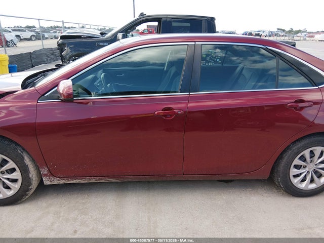 Toyota Camry Le