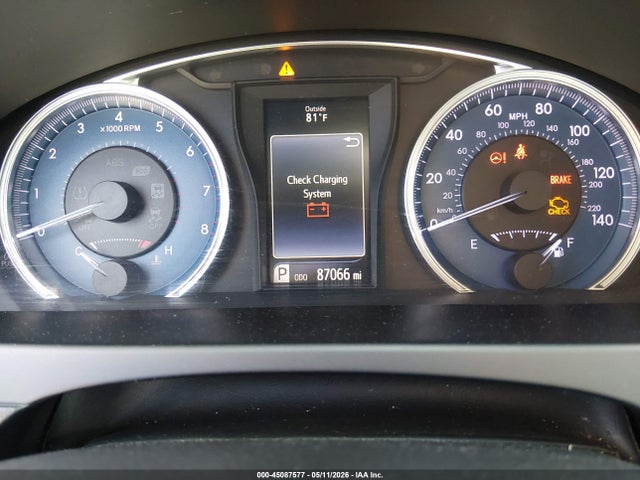 Toyota Camry Le