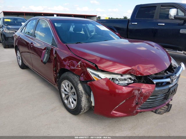 Salvage Toyota Camry Image