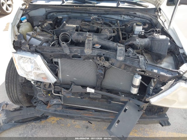Nissan Frontier S