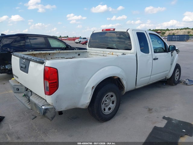 Nissan Frontier S