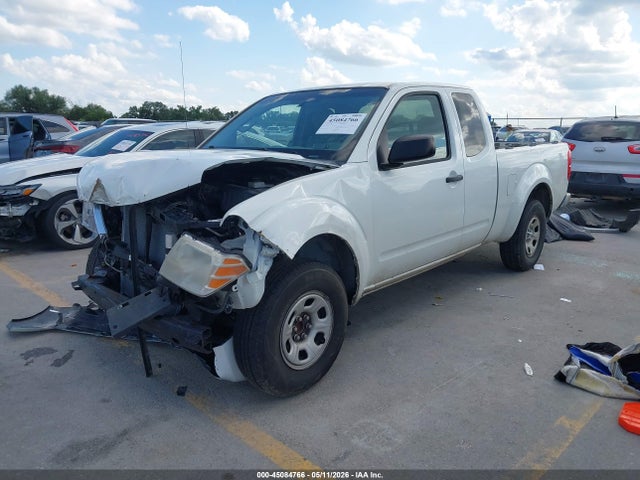 Nissan Frontier S