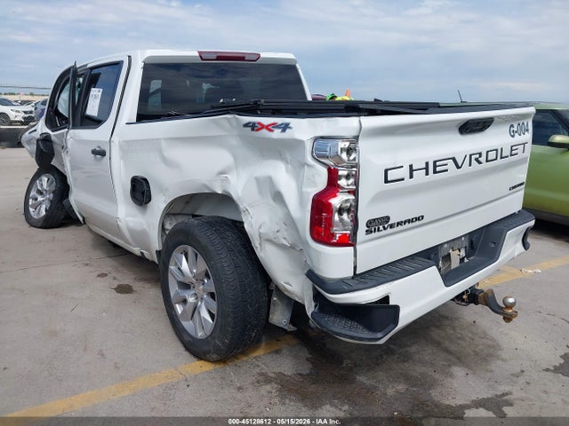 Chevrolet Silverado 1500 4wd  Short Bed Custom
