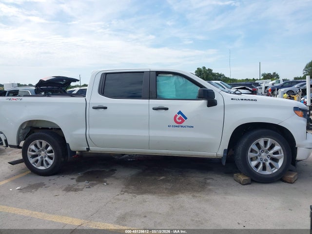 Chevrolet Silverado 1500 4wd  Short Bed Custom