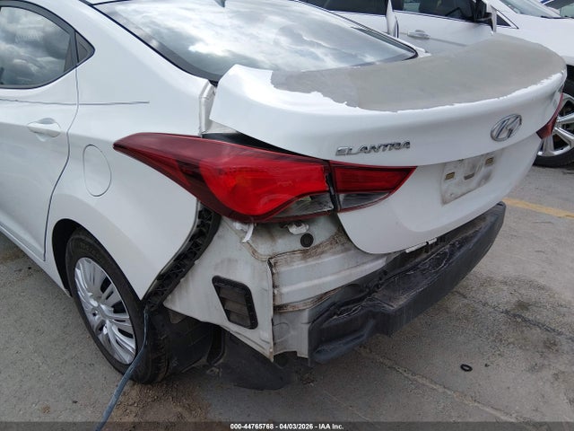 Hyundai ELANTRA Se
